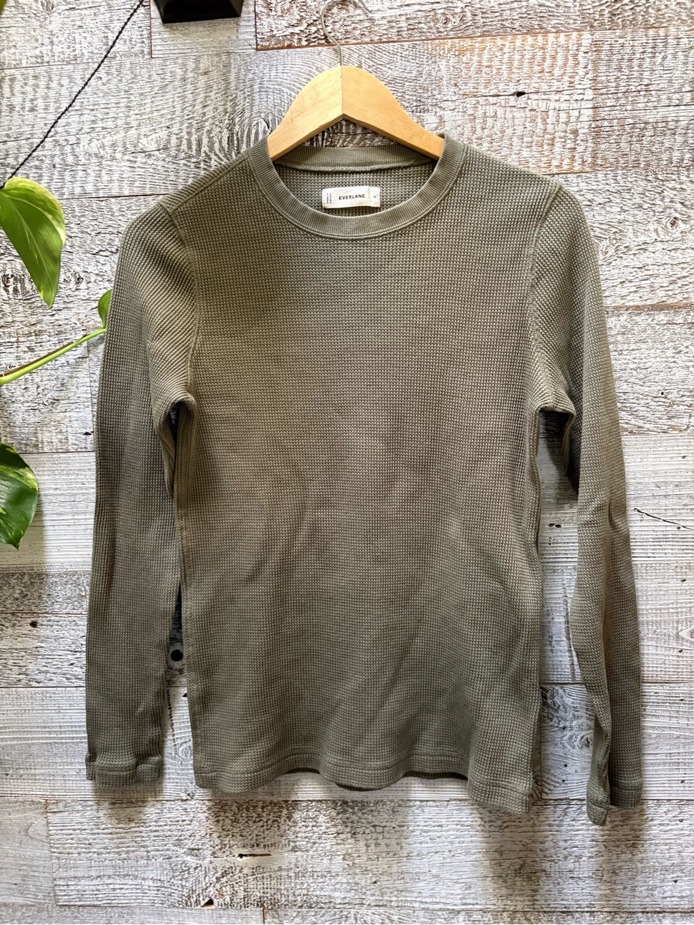 Everlane | Cotton Waffle Thermal Long-Sleeve Shirt - Men’s M, Olive/Khaki Green